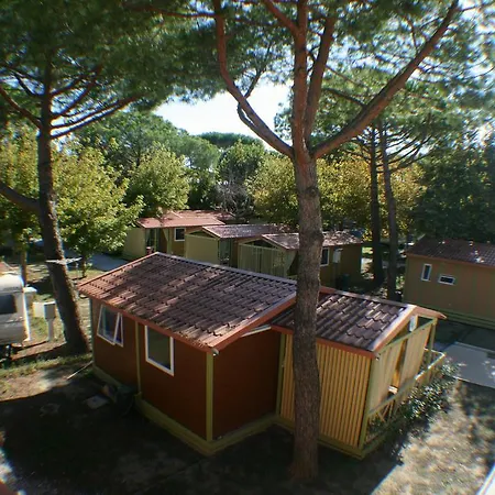 Campeggio Camping Versilia Mare *
